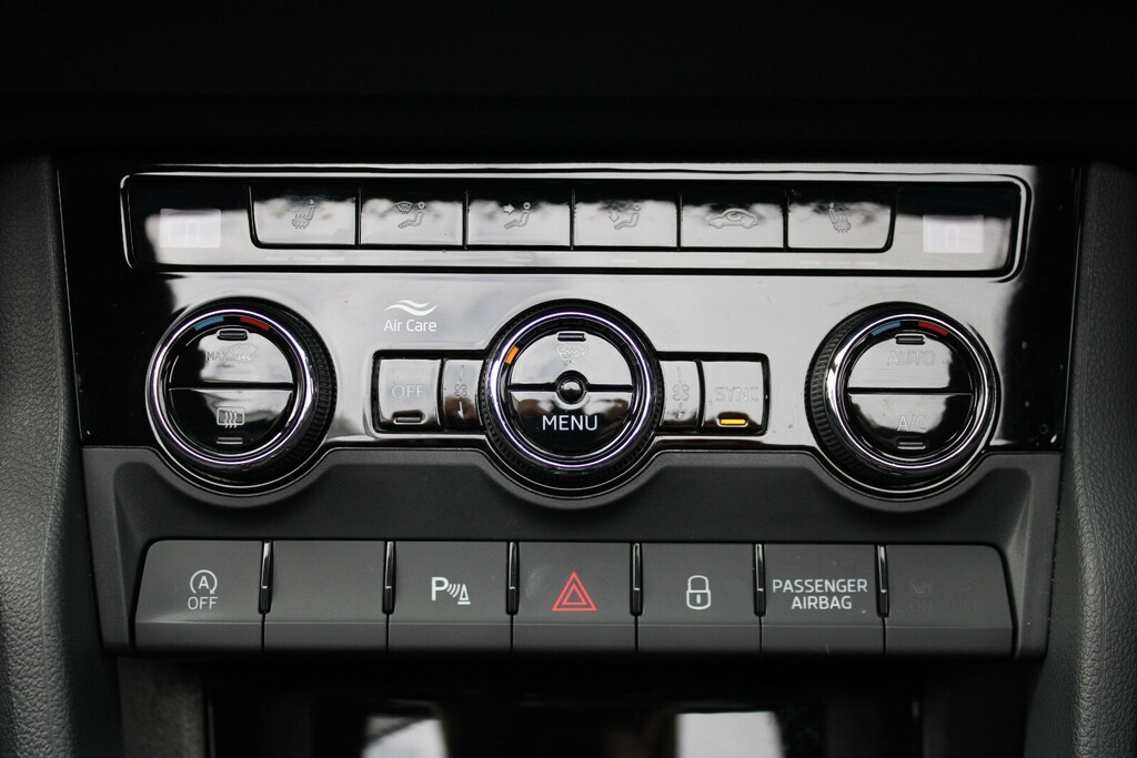 Skoda Karoq Se Technology Blue #31