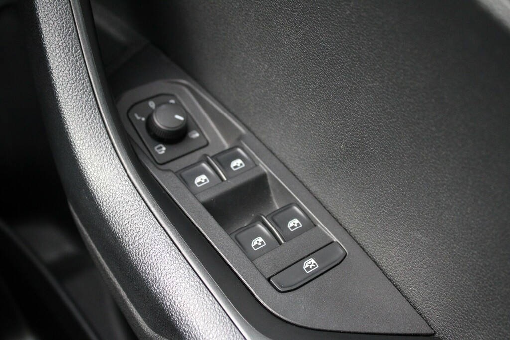 Skoda Karoq Se Technology Blue #36