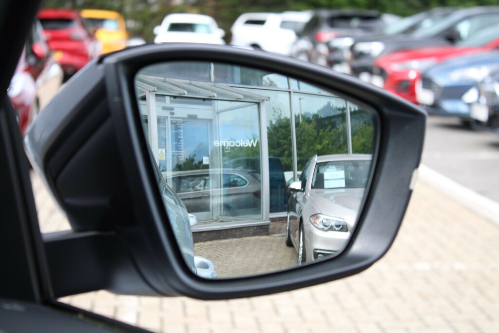 Skoda Karoq Se Technology Blue #33