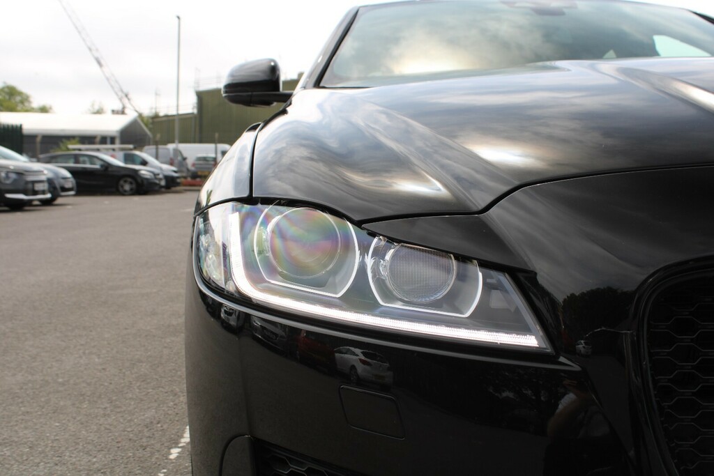 Jaguar XF 3.0D V6 S Black #7