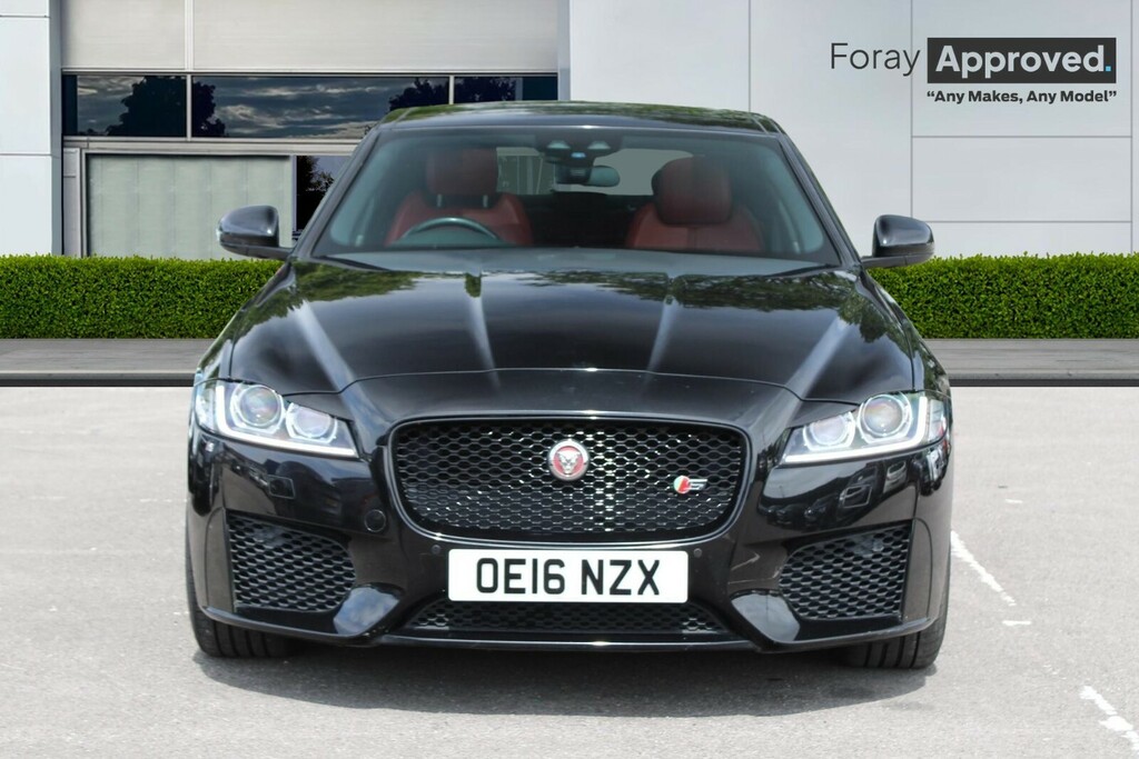 Jaguar XF 3.0D V6 S Black #2