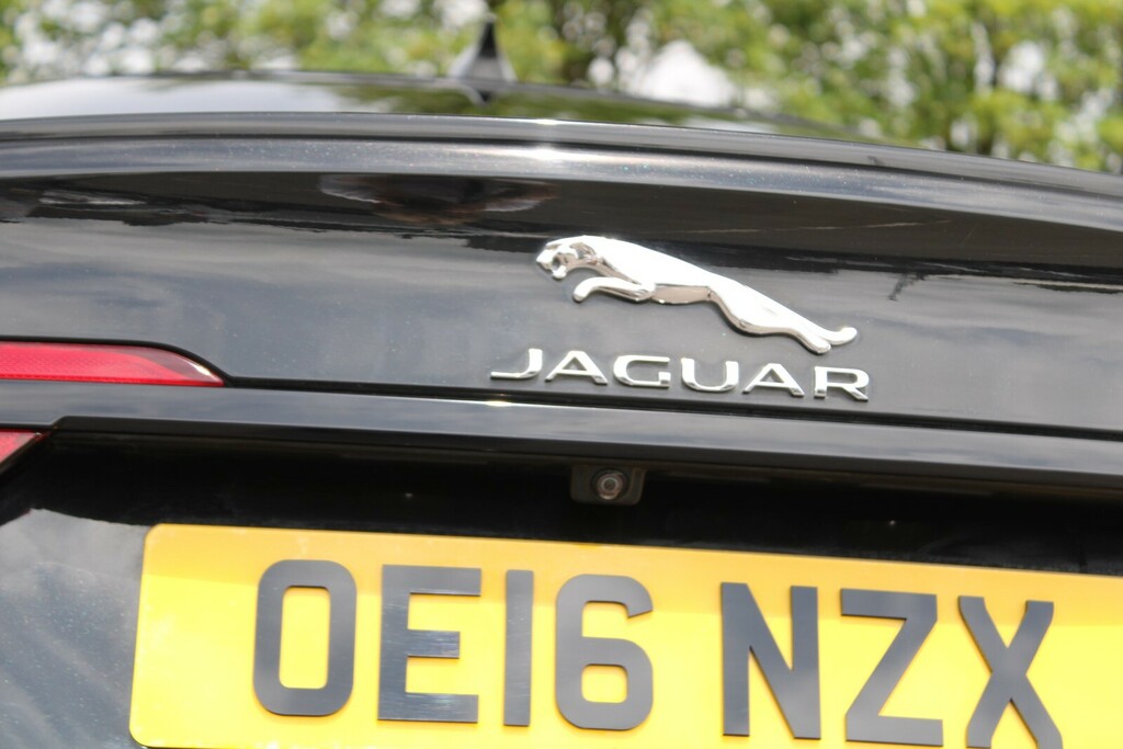 Jaguar XF 3.0D V6 S Black #12