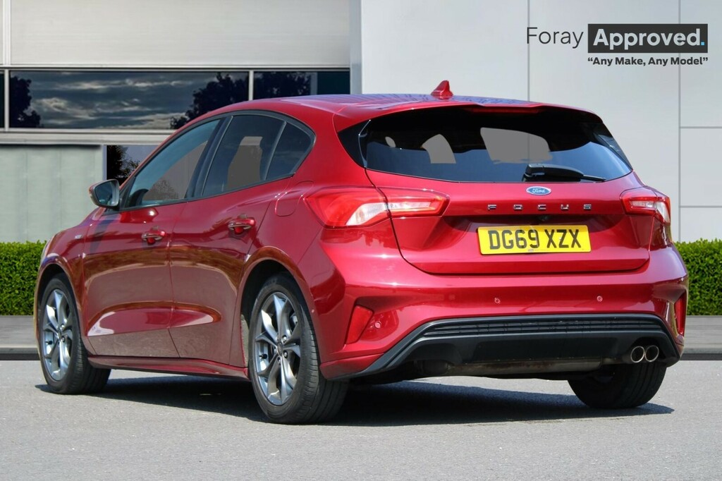 Ford Focus 1.0 Ecoboost 125 St-line DG69XZX Red #4
