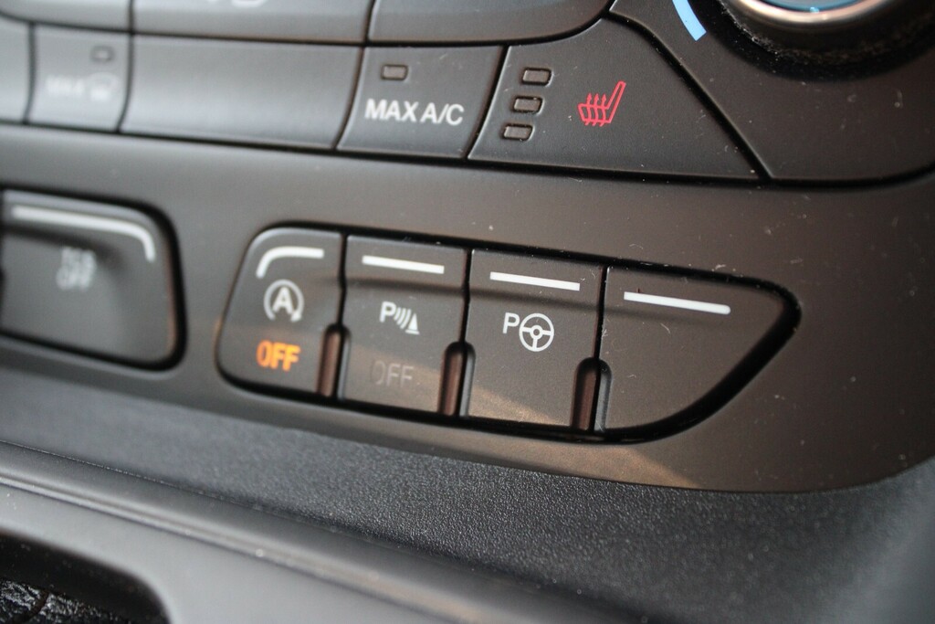 Ford Transit Connect 1.5 Ecoblue 120Ps Limited Van Powershift Black #6