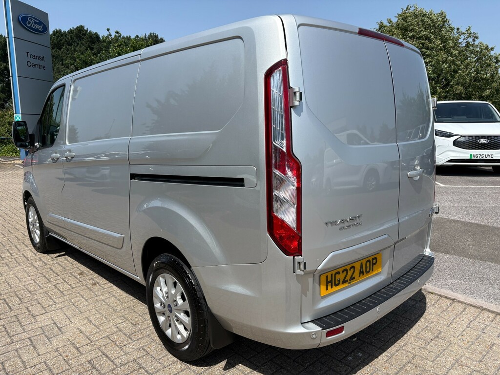 Ford Transit Custom 2.0 Ecoblue 130Ps Low Roof Limited Van Silver #5