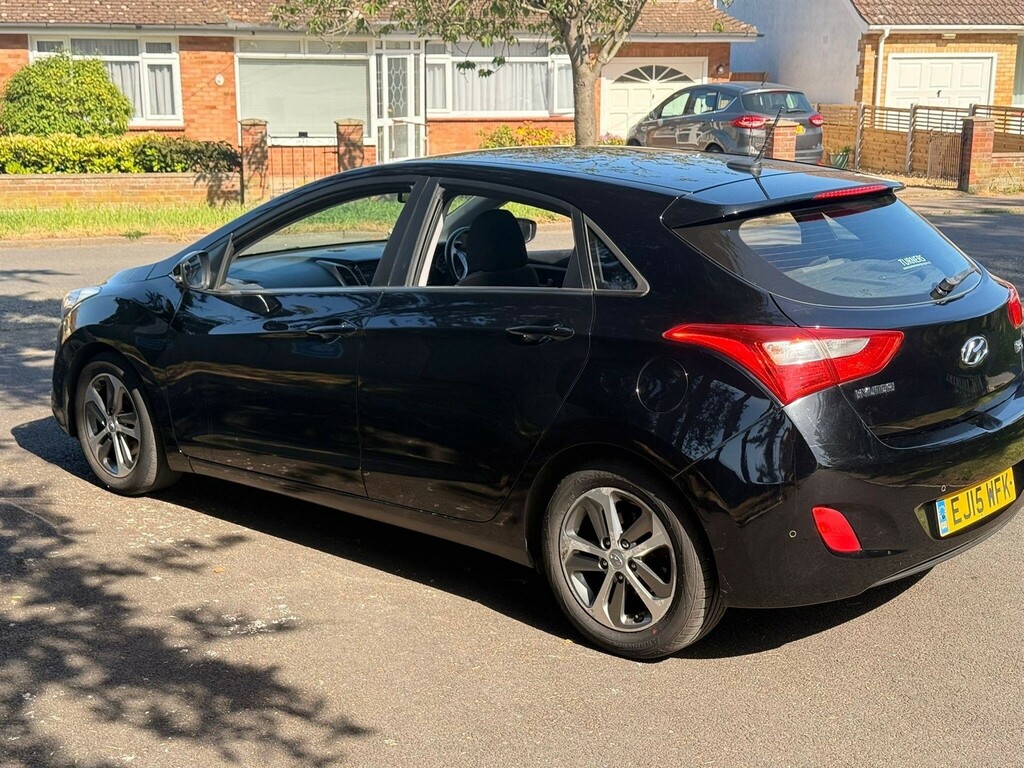 Hyundai I30 1.4 Blue Drive Se Nav Euro 6 Ss EJ15WFK #4