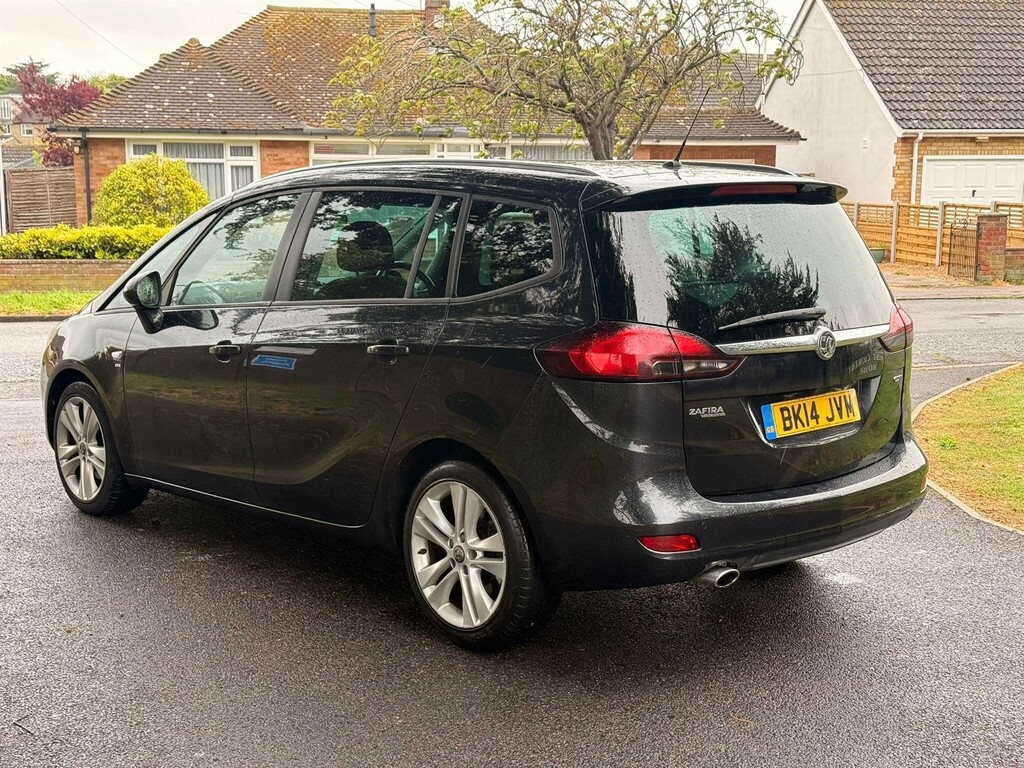 Vauxhall Zafira Tourer 2.0 Cdti Sri Euro 5  #2