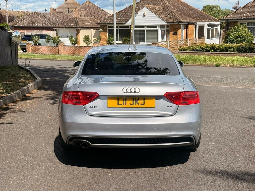 Audi A5 2.0 Tdi Black Edition Euro 5 Ss  #4