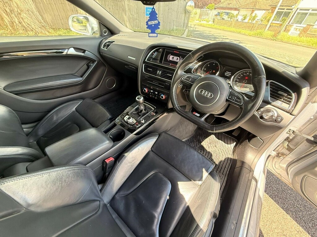 Audi A5 2.0 Tdi S Line Euro 5 Ss Grey #9