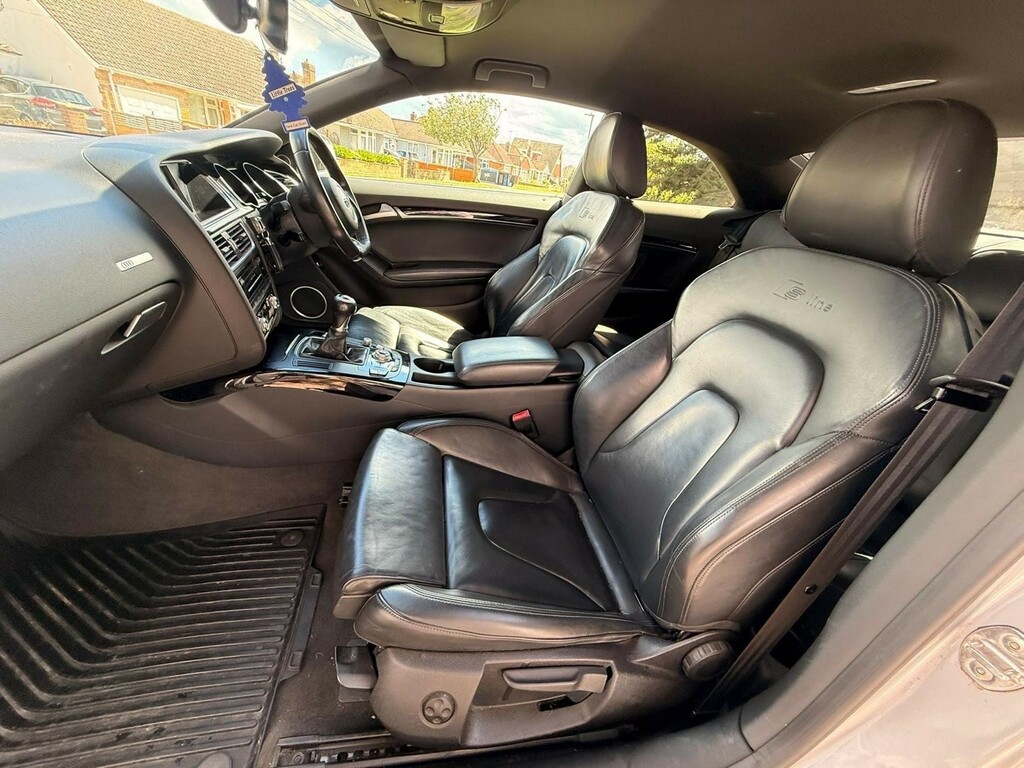 Audi A5 2.0 Tdi S Line Euro 5 Ss Grey #18