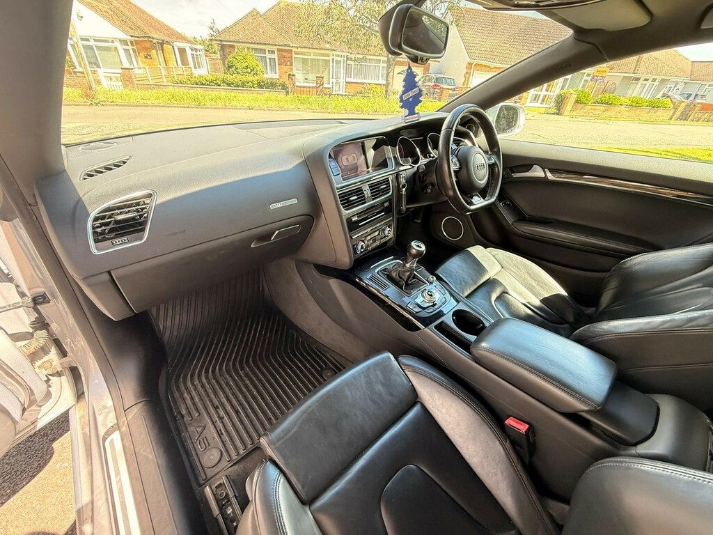 Audi A5 2.0 Tdi S Line Euro 5 Ss Grey #15