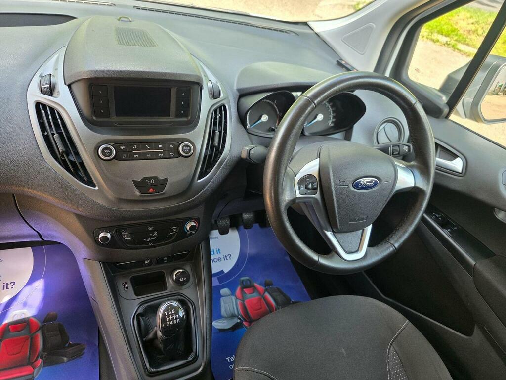 Ford Transit Courier Courier White #12