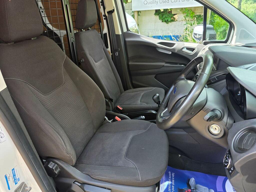 Ford Transit Courier Courier White #7