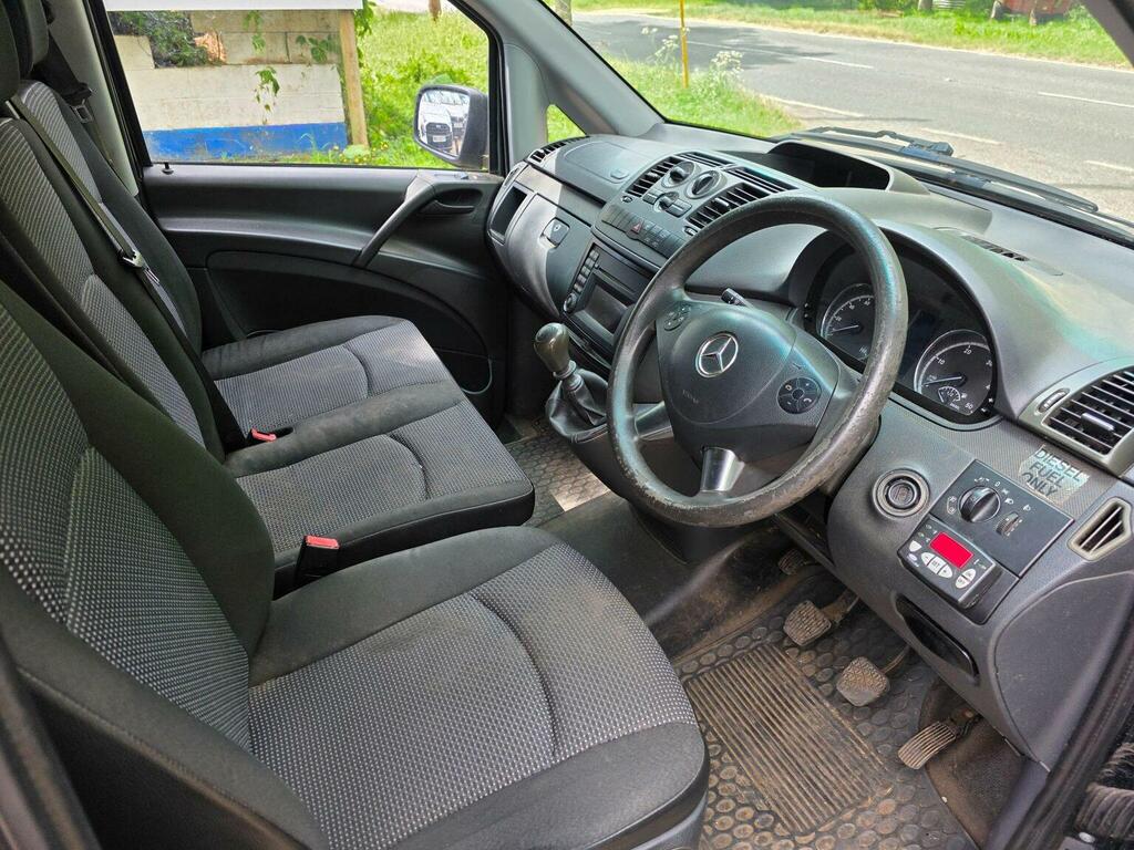 Mercedes-Benz Vito Vito 113 Cdi White #14