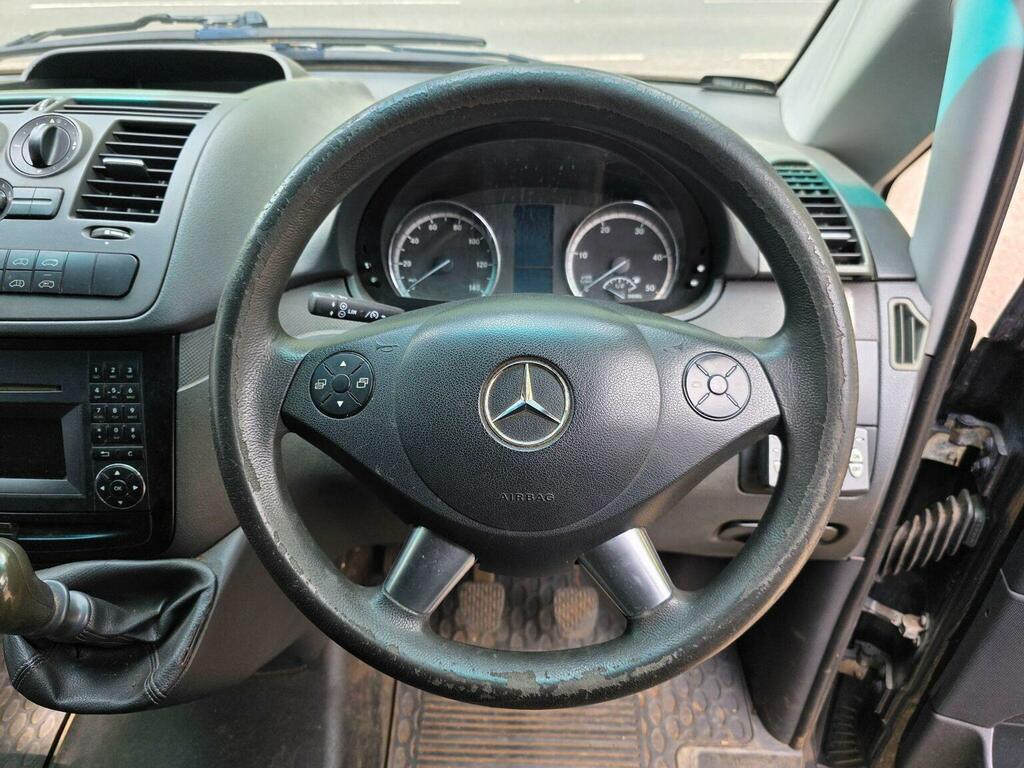 Mercedes-Benz Vito Vito 113 Cdi White #15