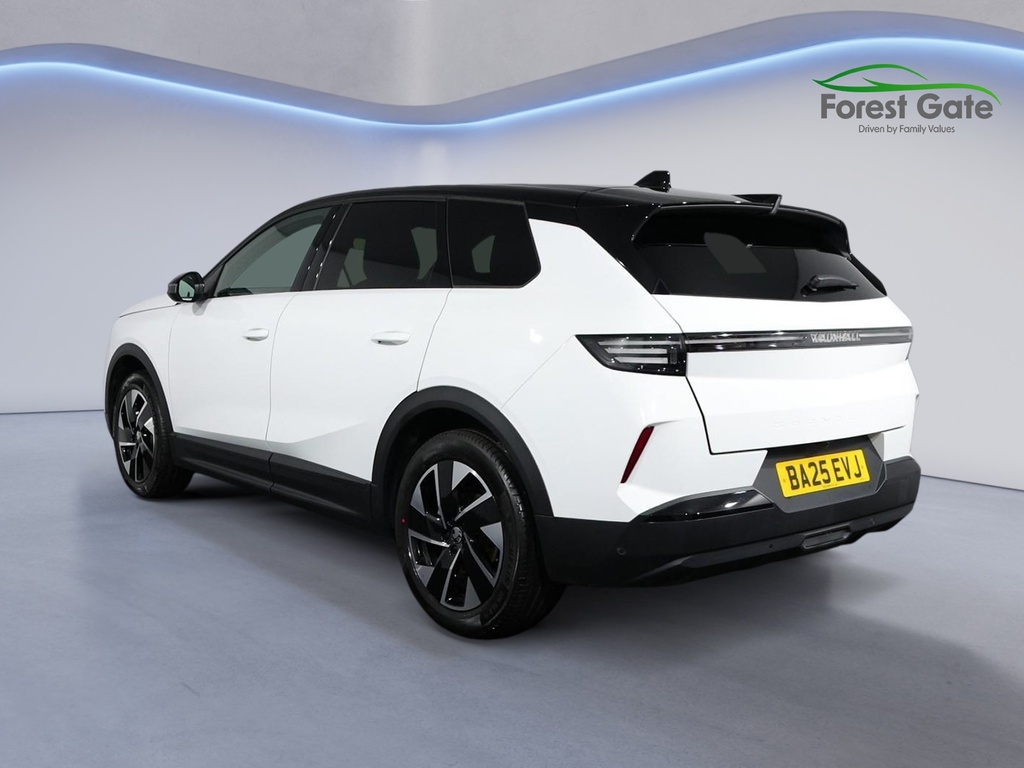 Vauxhall Grandland 1.2 Ultimate Suv Hybrid E-dct Euro 6 S BA25EVJ White #5