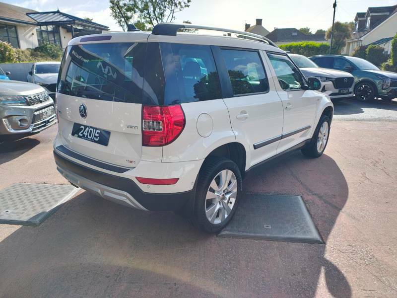 Skoda Yeti 2.0 Tdi Laurin Klement - 2014 24015 White #4