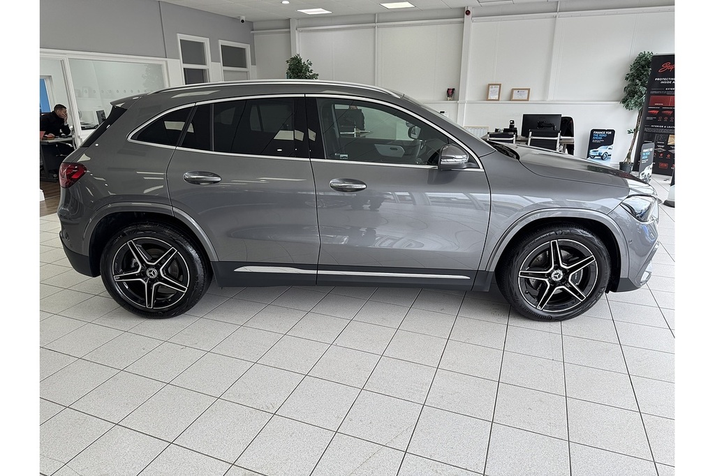Mercedes-Benz GLA Class Gla 250E Amg Line Premium Grey #11