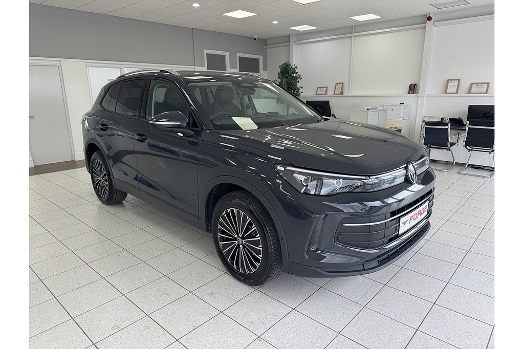 Volkswagen Tiguan Tsi Ehybrid Match U14257 Ulez Grey