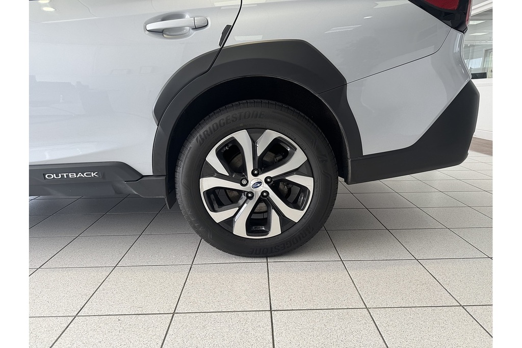 Subaru Outback I Touring U14284 Ulez Silver #6