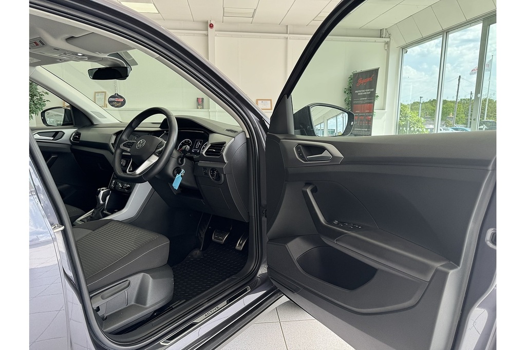 Volkswagen T-Cross 1L Active White #14
