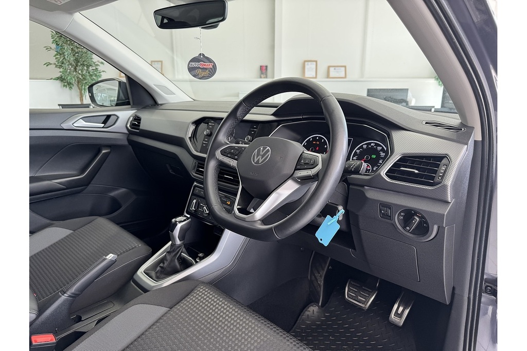 Volkswagen T-Cross 1L Active White #16