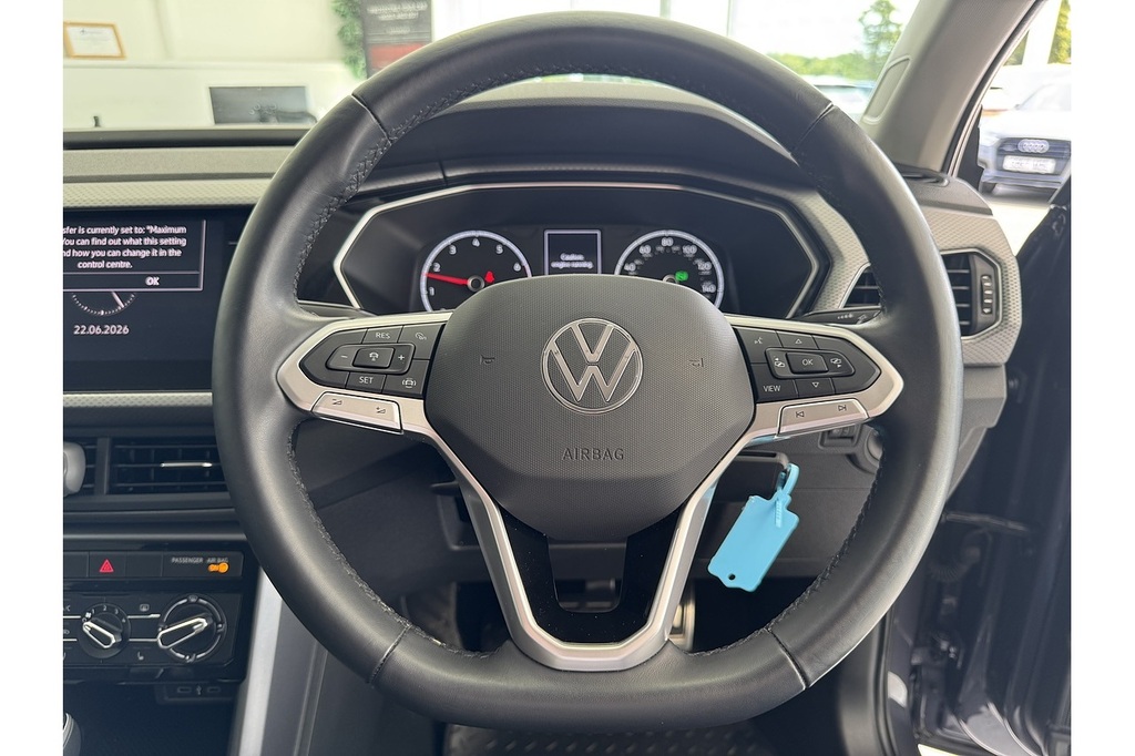 Volkswagen T-Cross 1L Active White #17