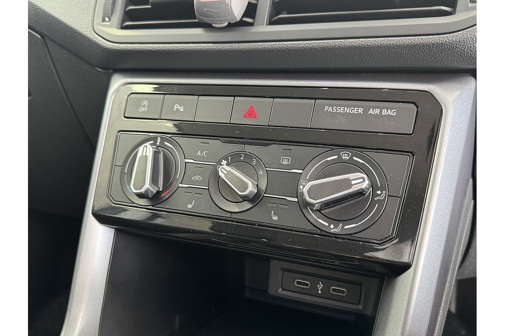 Volkswagen T-Cross 1L Active White #22
