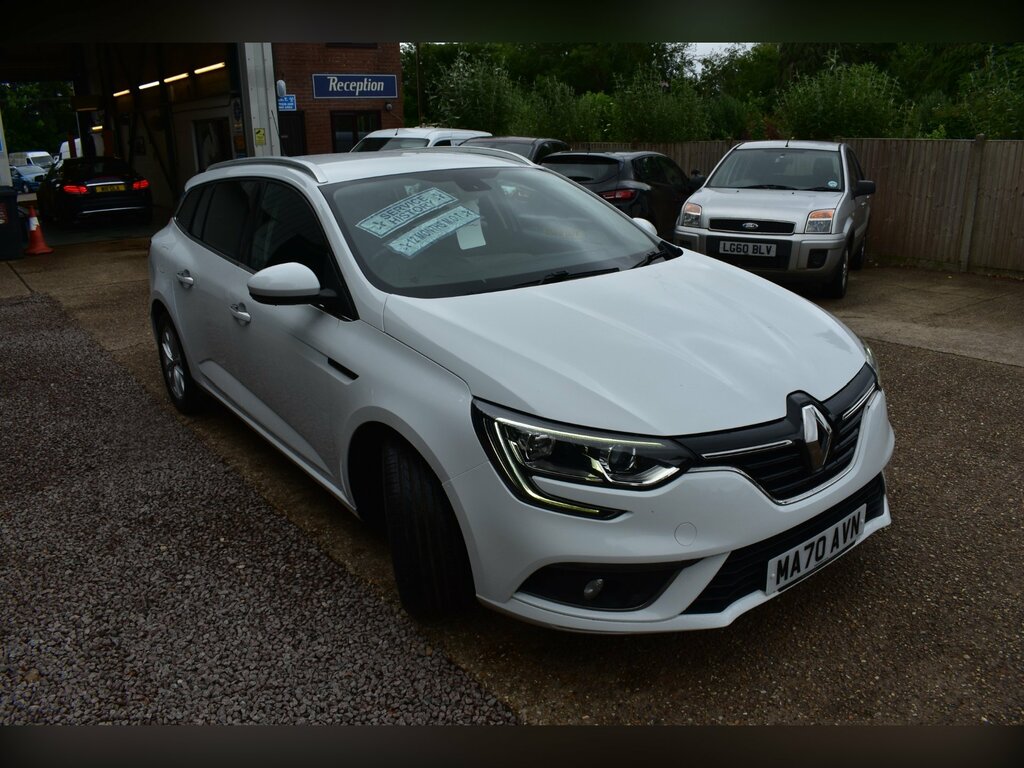 Renault Megane 1.5 Blue Dci Play Sport Tourer E White #3