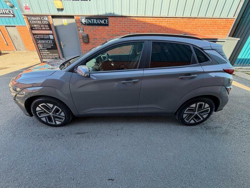 Hyundai Kona 64kwh-premium-auto-5dr-10.5kw-charger Grey #6