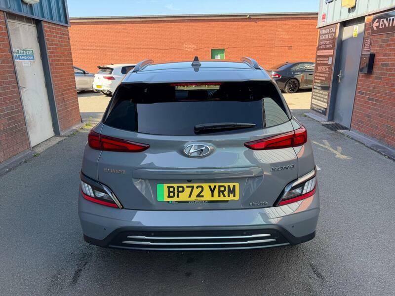 Hyundai Kona 64kwh-premium-auto-5dr-10.5kw-charger Grey #4