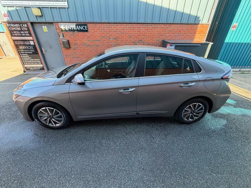 Hyundai Ioniq 38.3kwh-premium-auto-5dr Grey #6