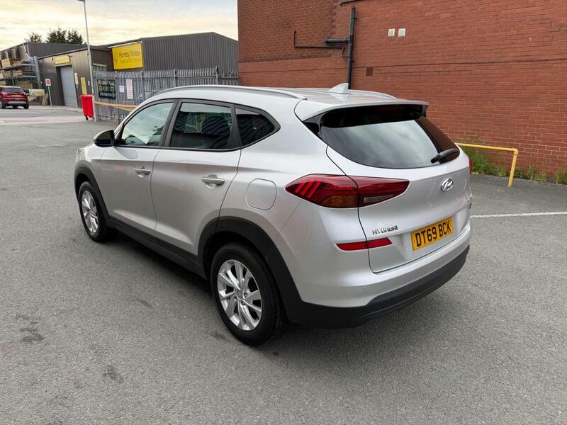 Hyundai Tucson 1.6-Gdi-se-nav-euro-6-ss-5dr DT69BCK Silver #5