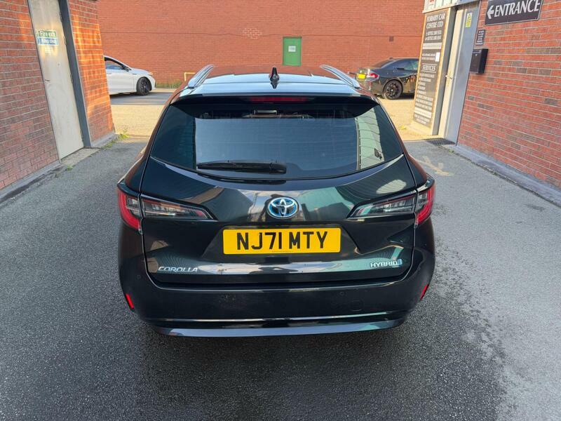 Toyota Corolla 1.8-Vvt-h-icon-tech-touring-sports-cvt-euro-6-ss Black #4