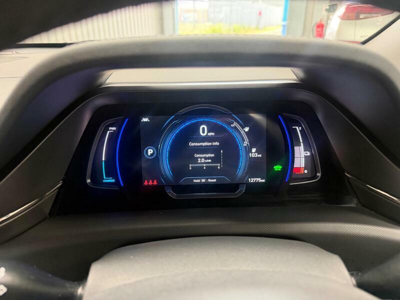 Hyundai Ioniq Hatchback White #14