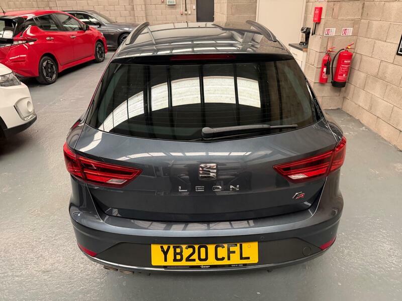 Seat Leon 1.5-Tsi-evo-fr-black-edition-euro-6-ss-5dr Grey #3