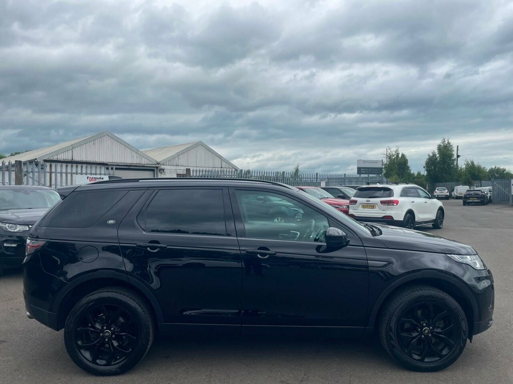 Land Rover Discovery Sport 2L Landmark WG19EKF Black #6