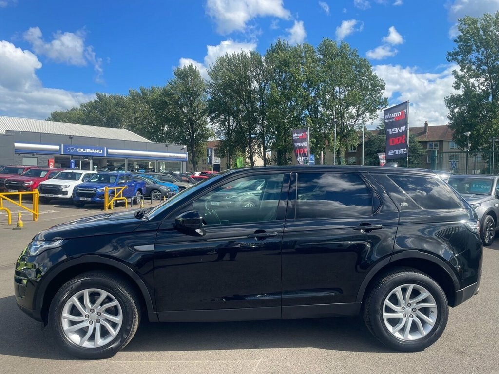 Land Rover Discovery Sport 2L Se Tech LN18KXX Black #6