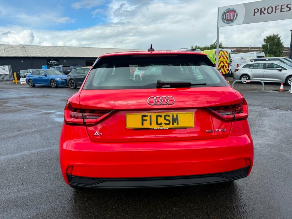 Audi A1 1L Technik GM22AVJ Red #4