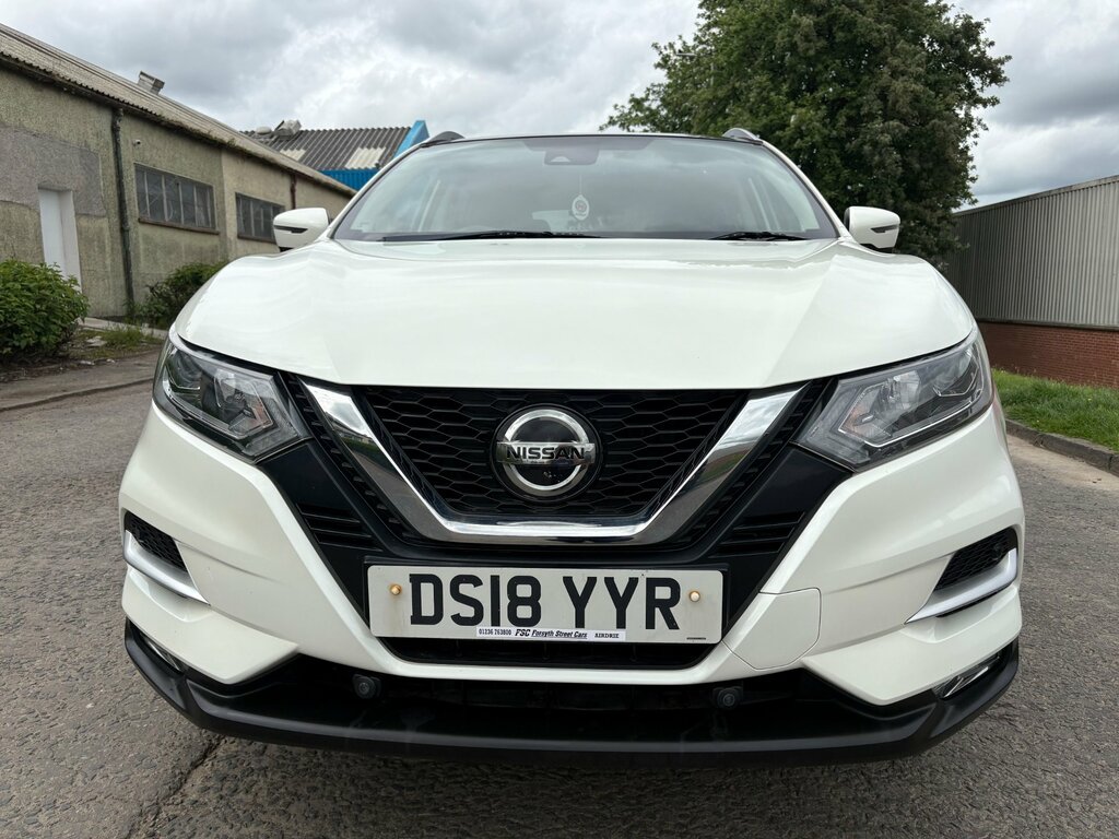 Nissan Qashqai 1.5 Dci N-connecta Suv Euro 6 S DS18YYR White #2