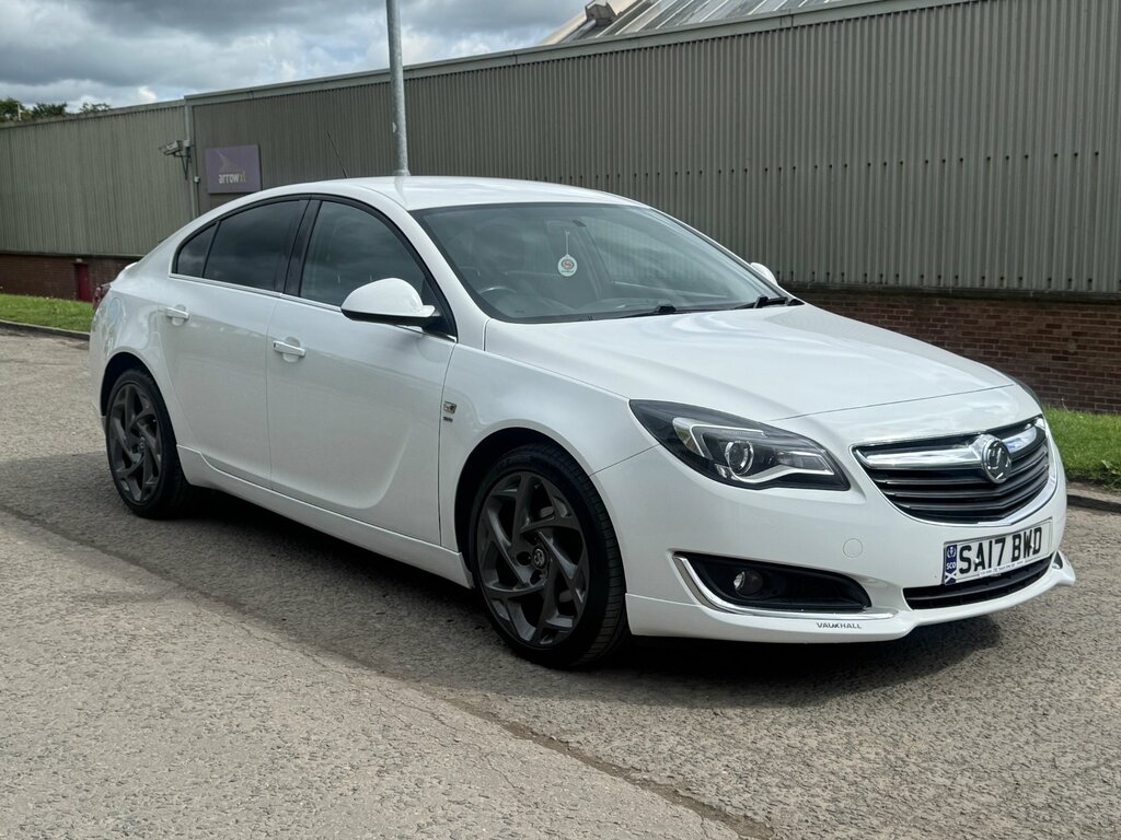 Vauxhall Insignia 1.6 Cdti Sri VX Line Hatchback E White