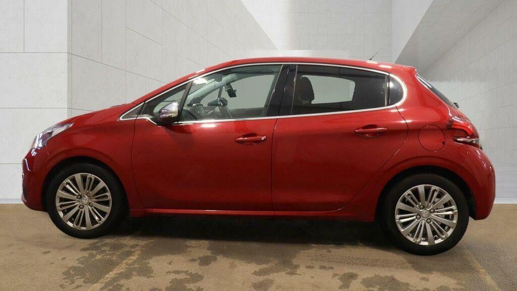 Peugeot 208 Hatchback 1.2 Puretech Allure Euro 6 Ss 20 MJ18NNB Red #6
