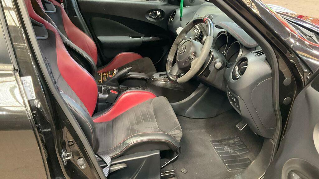 Nissan Juke Hatchback Black #9