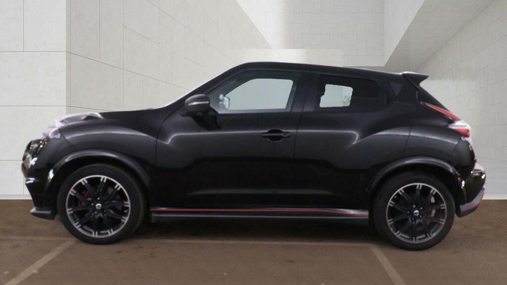 Nissan Juke Hatchback Black #6
