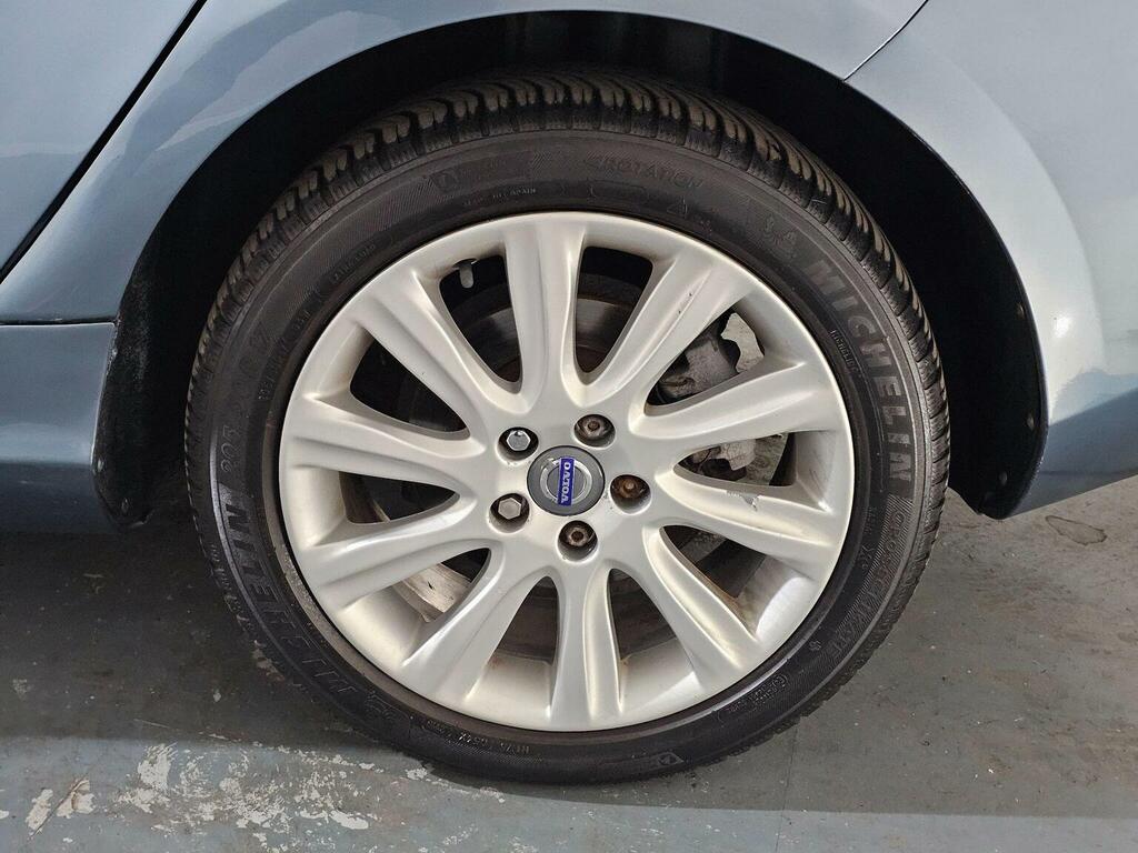 Volvo V40 Black #35