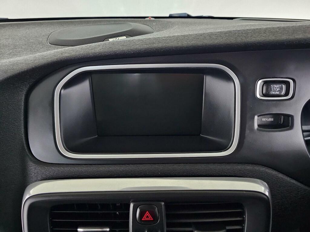 Volvo V40 Black #47