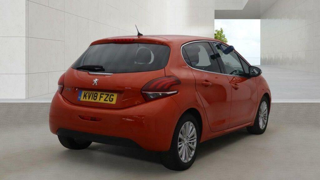 Peugeot 208 1.2 Puretech Allure Euro 6 Ss Orange #4