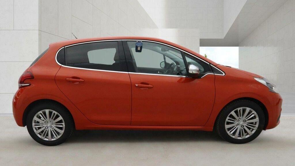 Peugeot 208 1.2 Puretech Allure Euro 6 Ss Orange #5