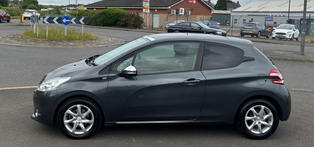 Peugeot 208 1.2 Vti Style Hatchback Euro 5 Grey #4