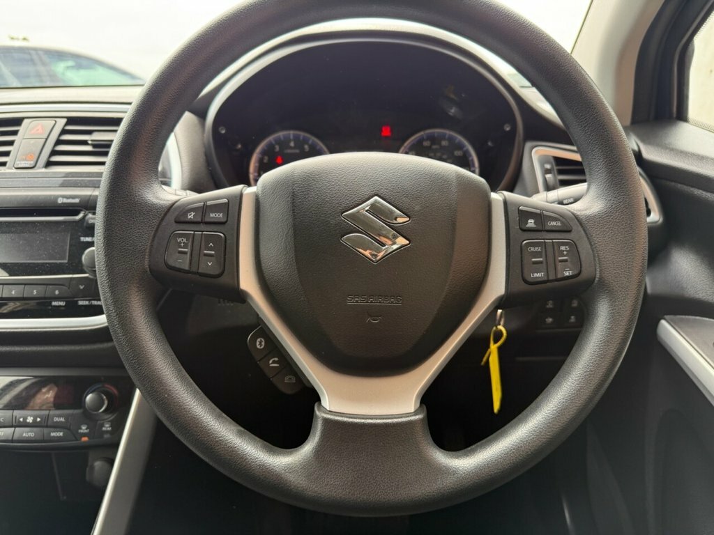 Suzuki SX4 S Cross Hatchback  #15